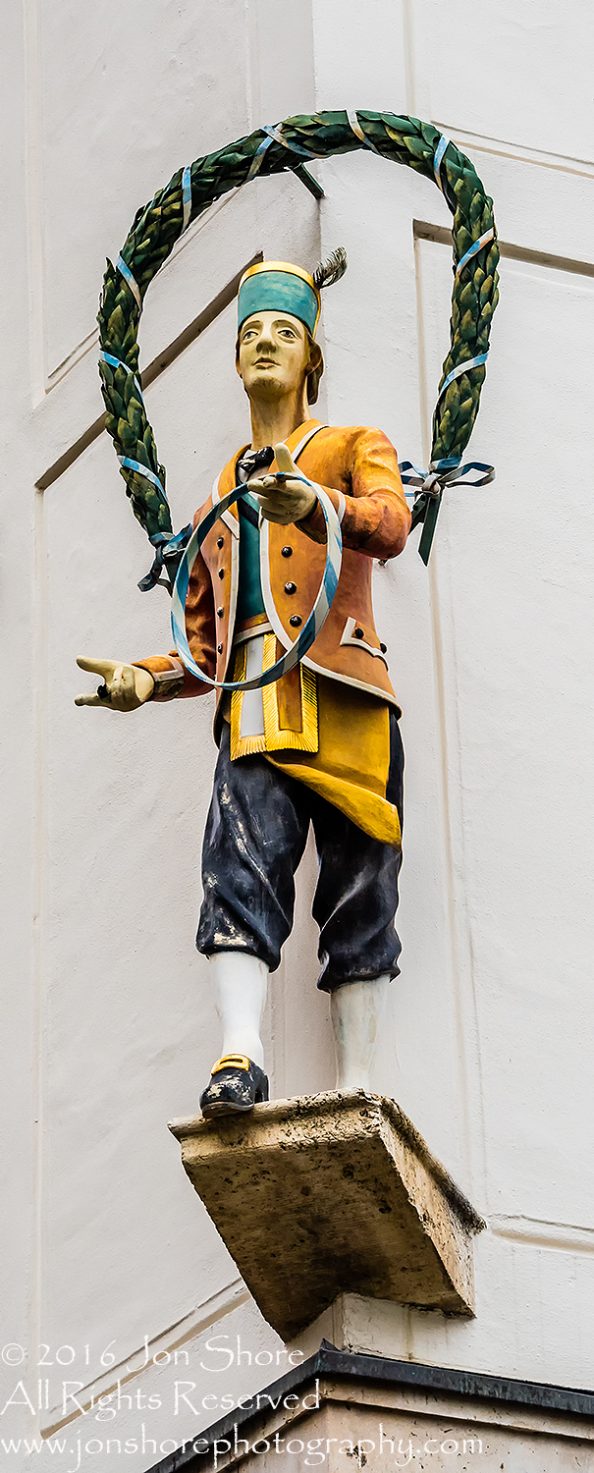 Corner Statue, Munich, Germany. Nikkor 200mm