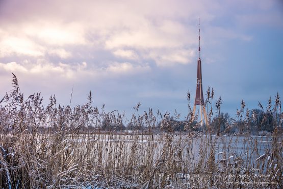 Tower in the Morning on the Daugava River in Winter. Nikkor 50mm