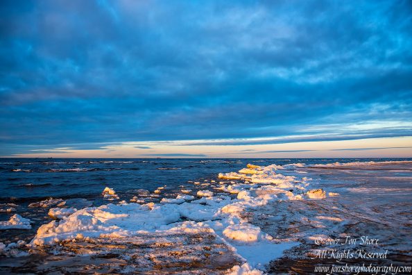 Baltic beach in winter. Nikkor 200mm
