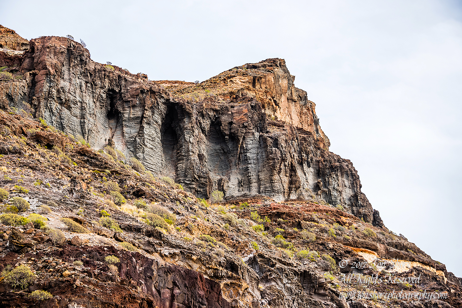 Volcanic Geological Feature. Playa de Tasarte, Gran Canaria. Nikkor 300mm