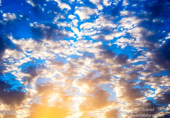 Sunrise Cloudscape, Playa de Cura, Gran Canaria. Nikkor 28mm