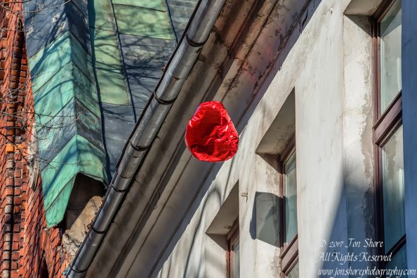 Floating Heart Balloon. Nikkor 300mm