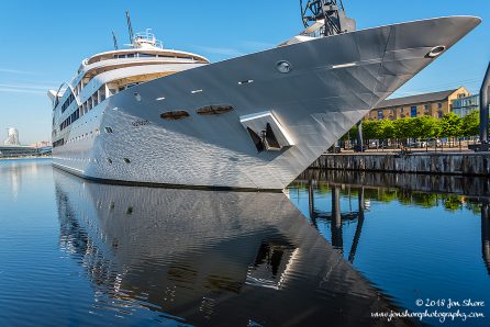 Yacht Hotel London Docklands